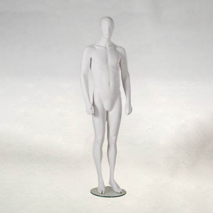 QUINTESSENTIAL Mannequins