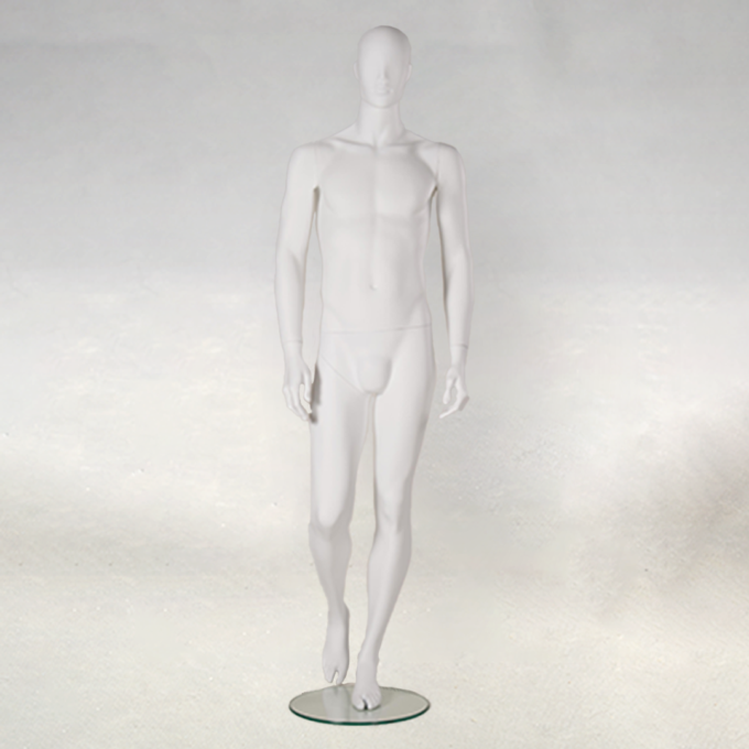 QUINTESSENTIAL Mannequins
